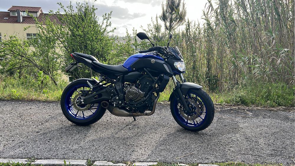 Mt07 de 2018 55kw com 9400km