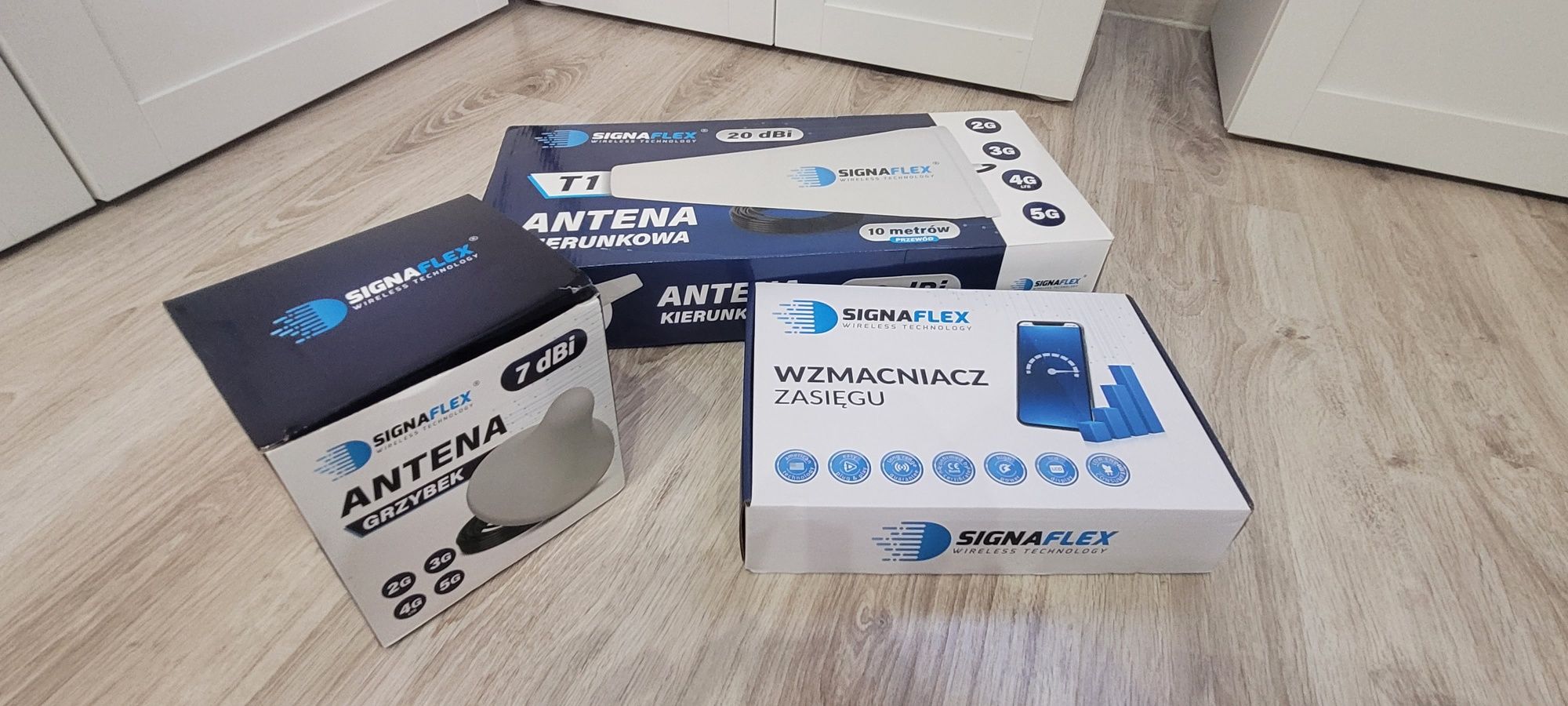 Wzmacniacz Signaflex GSM/UMTS/DCS BLACK LCD LS-GDW2 + T1 20dBi 10m