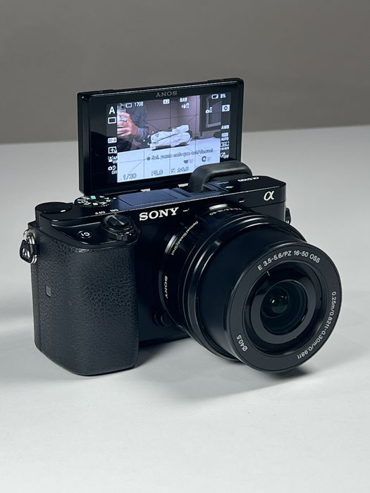 Camera Sony A6100 mirrorless
