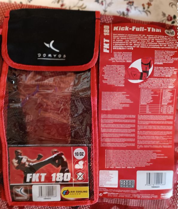 Pack de luvas de box com embalagem, banda de protecção e protectores