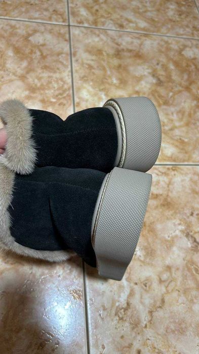 Замшеві лофери лоро з хутром норки