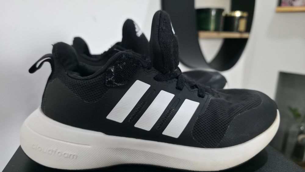 Adidasy Adidas rozmiar 33,5 Wkładka 21,5 cm