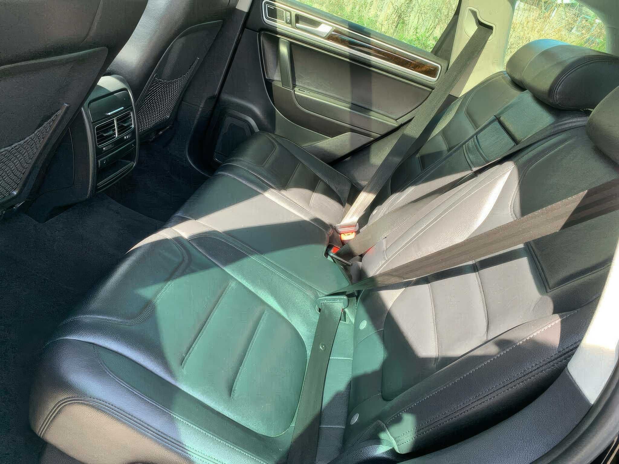 2013 Volkswagen Touareg TDI Executive