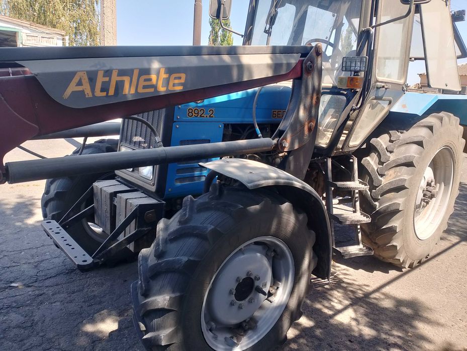 Продаєця МТЗ 892.2