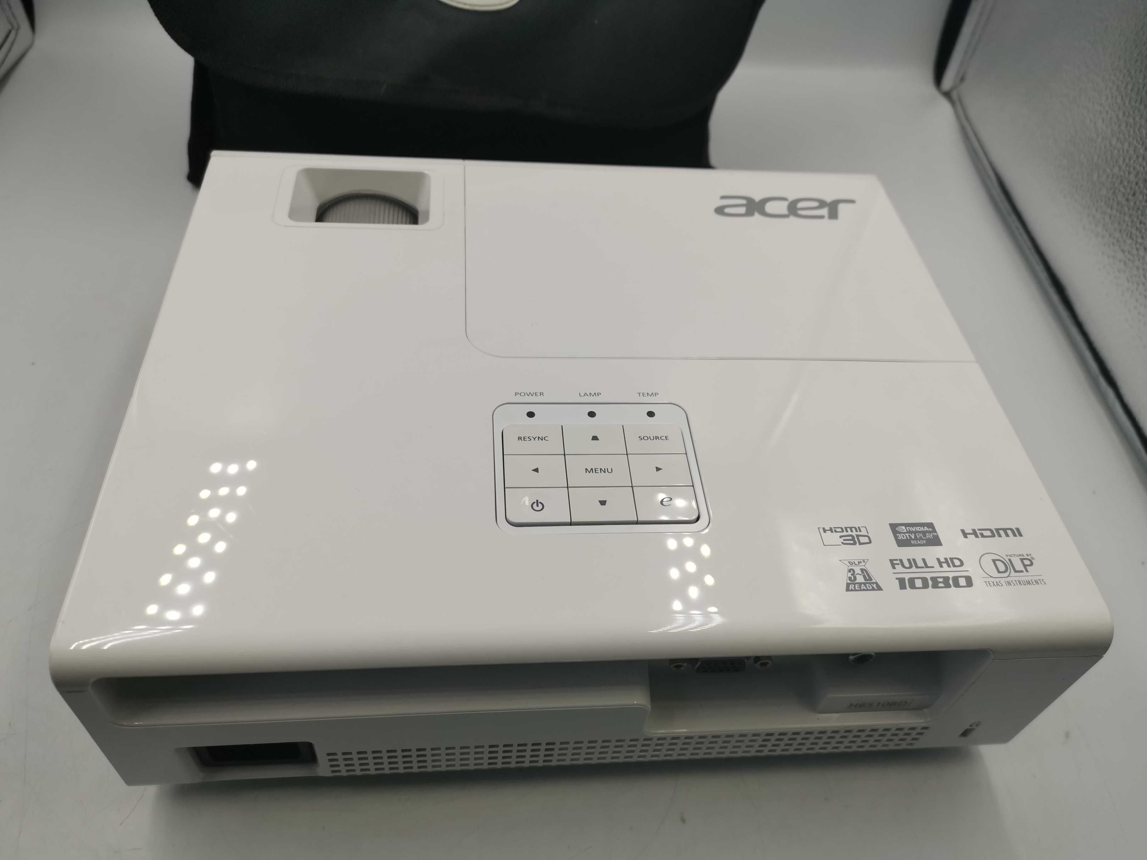 Na Lewara Projektor Acer model H1P1117