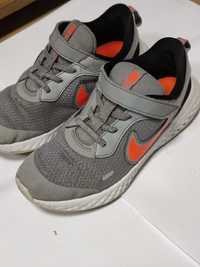 Buty Nike revolution 35 sportowe dla dzieci