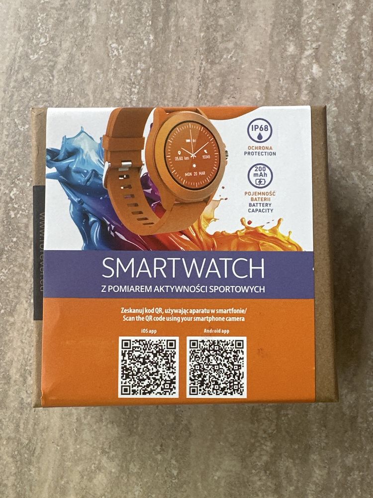 Smartwatch z pomiarem aktywnosci fizycznych