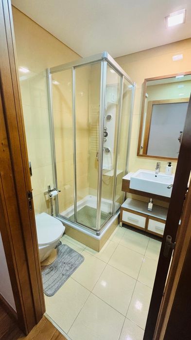 T2 Infantado, novo, sala mobilada, 2 wc