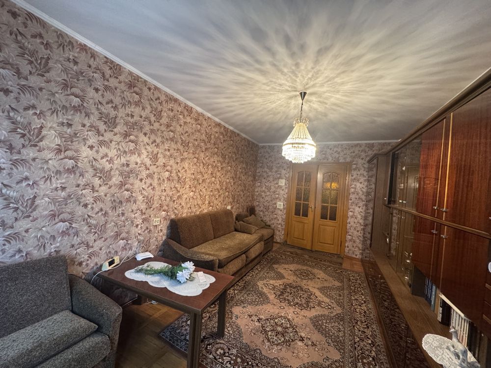 Продам 3-х кім квартиру в хорошій локації