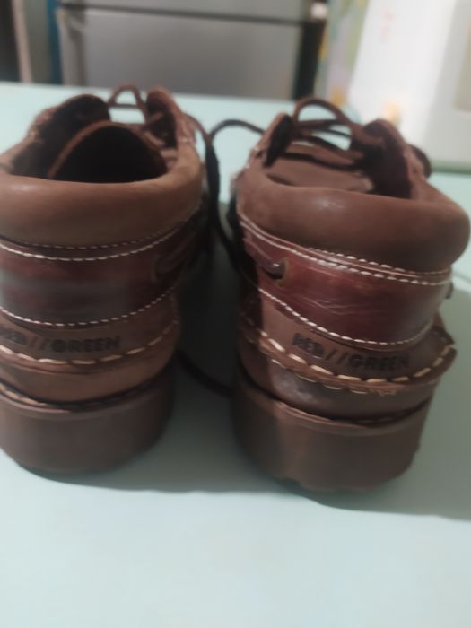 Новые кожаные туфли 42 р