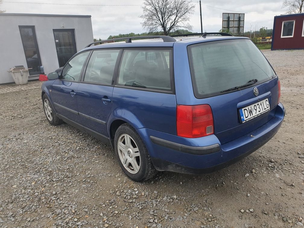 Vw Passat 1.6 benzyna 1998rok / sprawny/ okazja / promocja/ zamiana