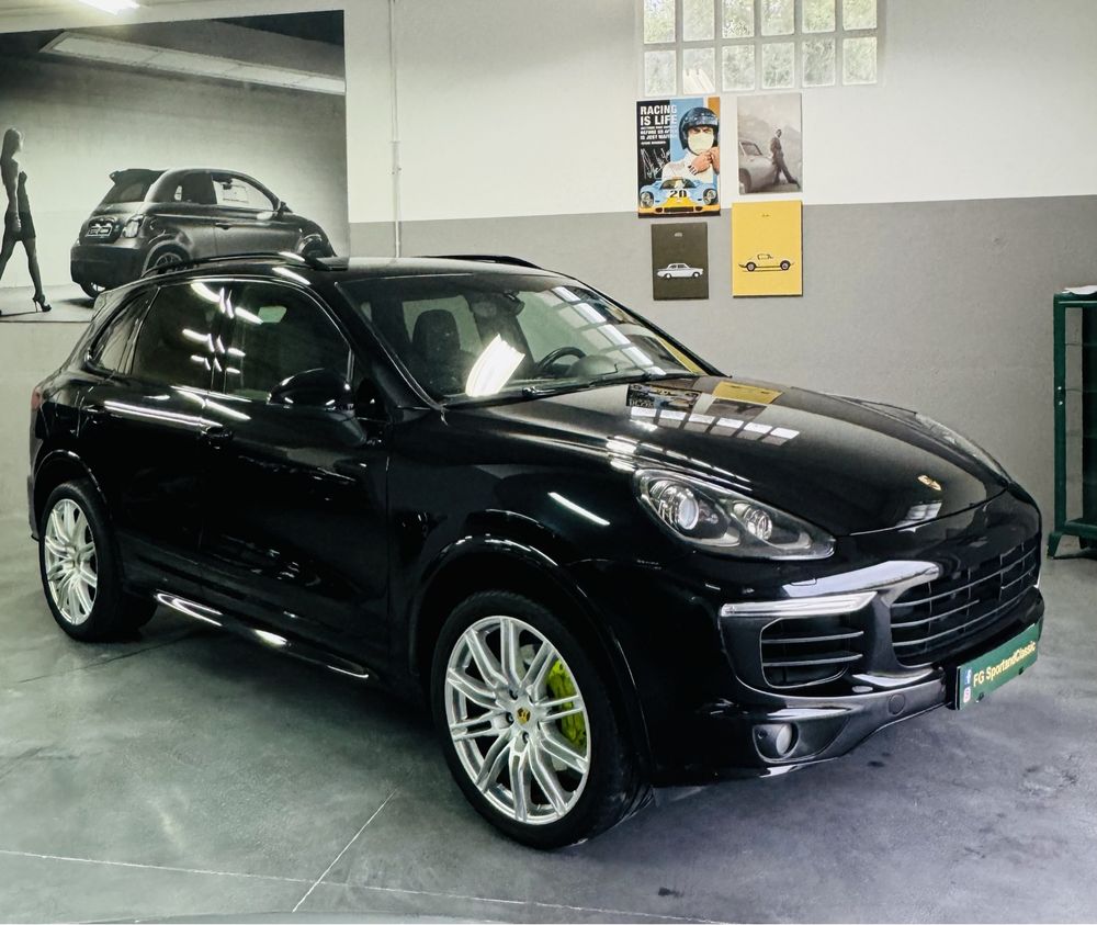 Porsche Cayenne  E-Hybrid