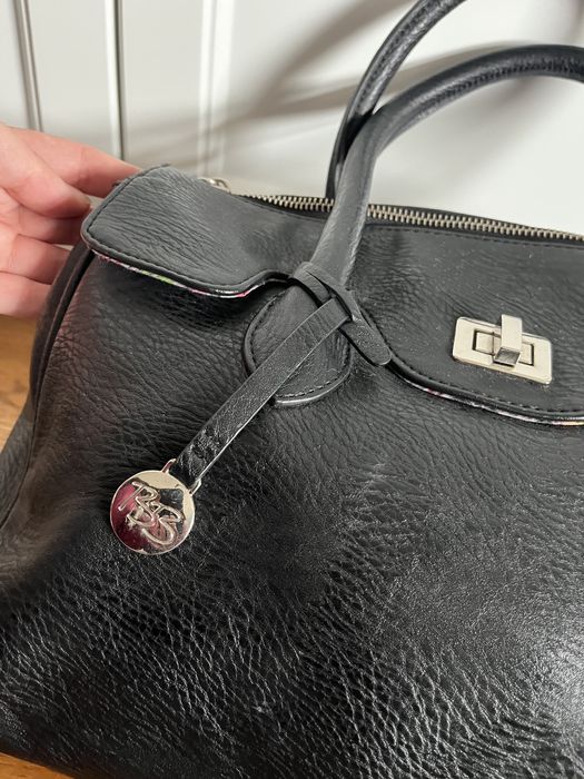 Czarna torebka Betty Barclay ze sztucznej skóry