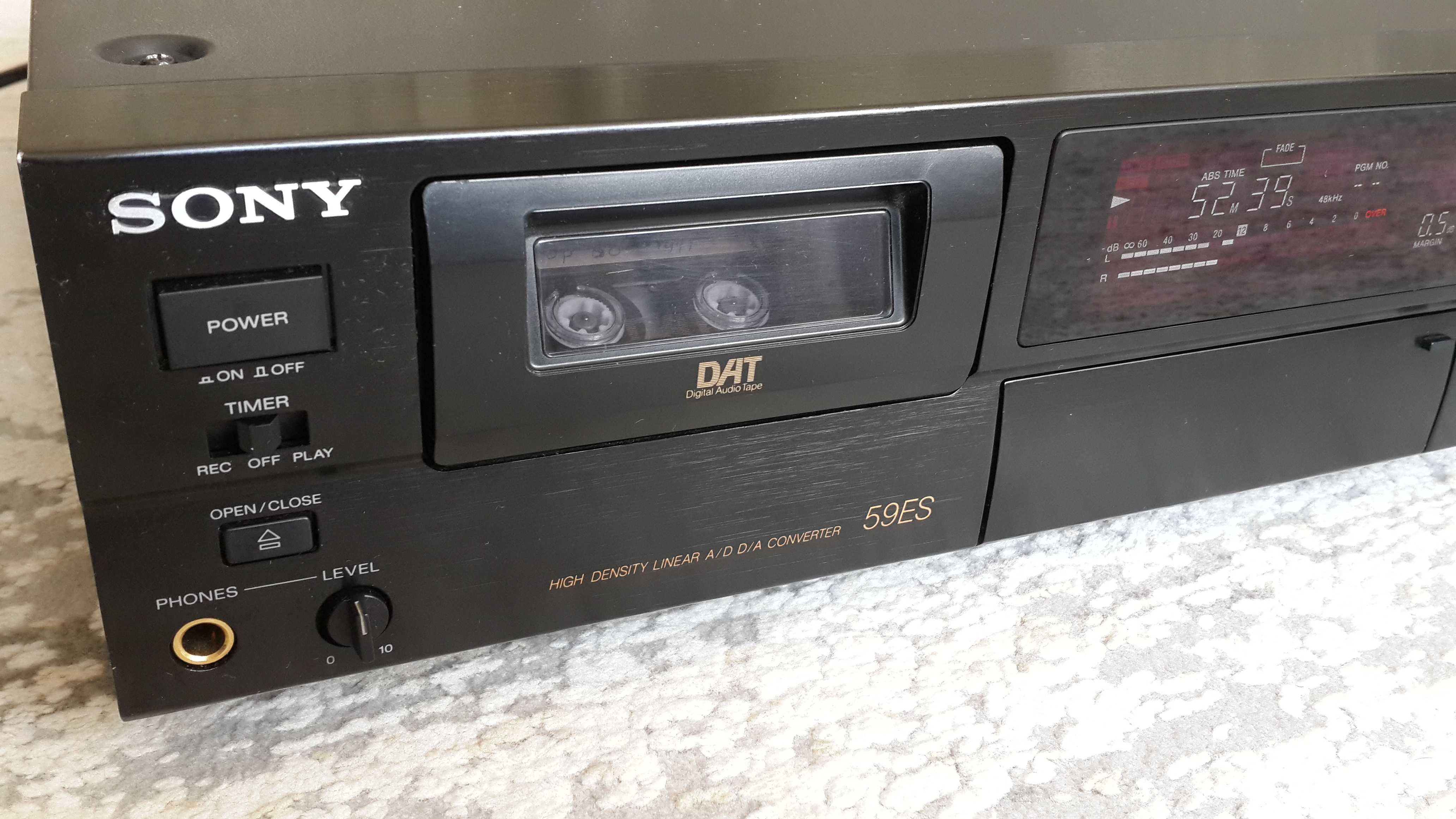 DAT дека Sony DTC-59ES