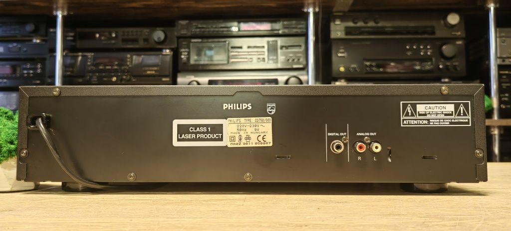 CD-програвач Philips CD 750