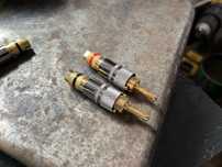 Wtyk bananowy koncowka glosnikowy HI END GOLD (radmor, esa, bowers)