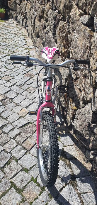 Bicicletas de criança, semi-novas