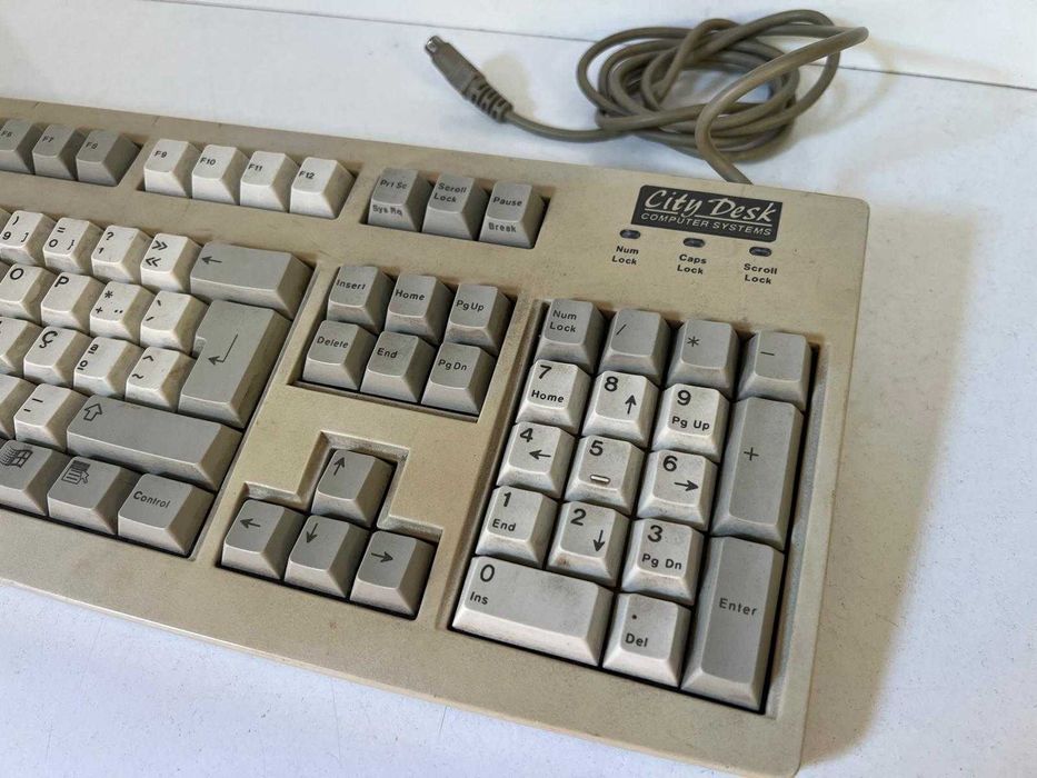 City Desk Computer System Keyboard64550306606850124