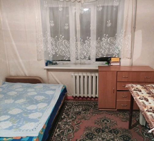Продам хорошую комнату в семейном общежитии в Центре пр. Ушакова