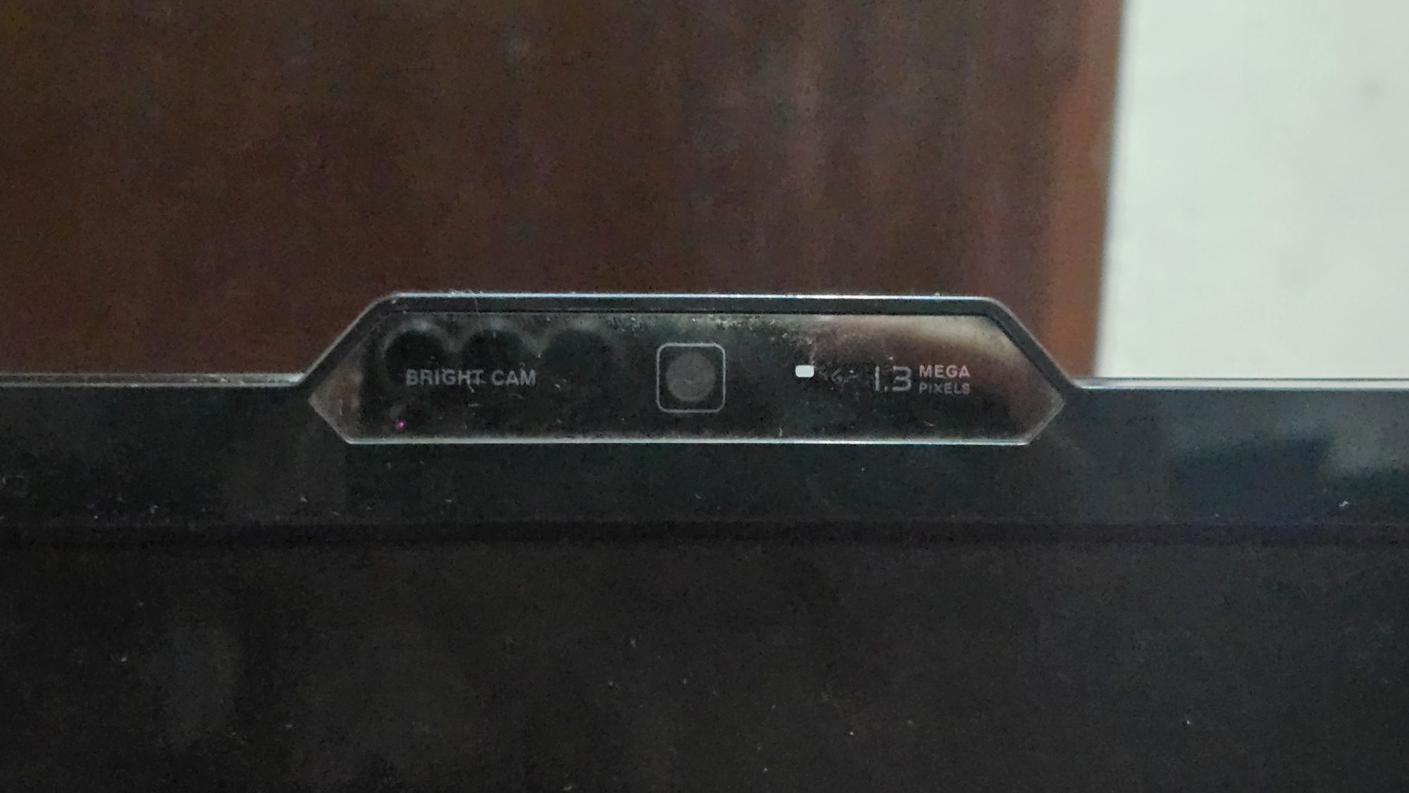 Monitor com webcam