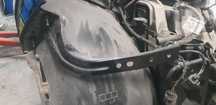 Wspornik blotnika prawy vw up  lift .