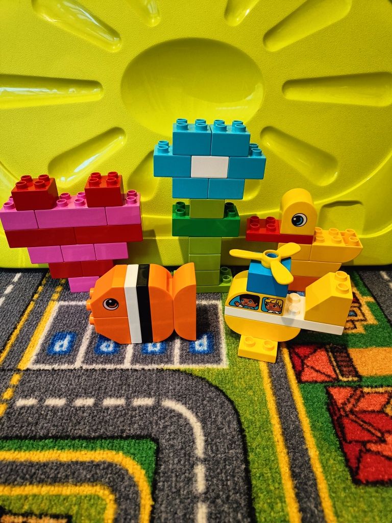 Pierwsze  klocki  LEGO duplo
