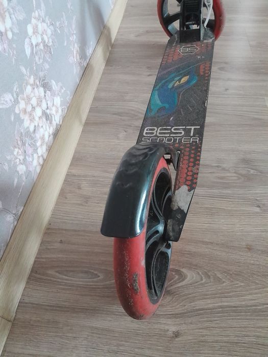 Продам  дитячий  самокат