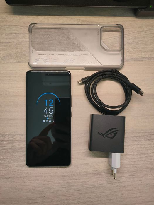 Asus ROG phone 8 (12GB RAM, 256GB ROM, 5G, AMOLED 165Hz, 5500mAh.)