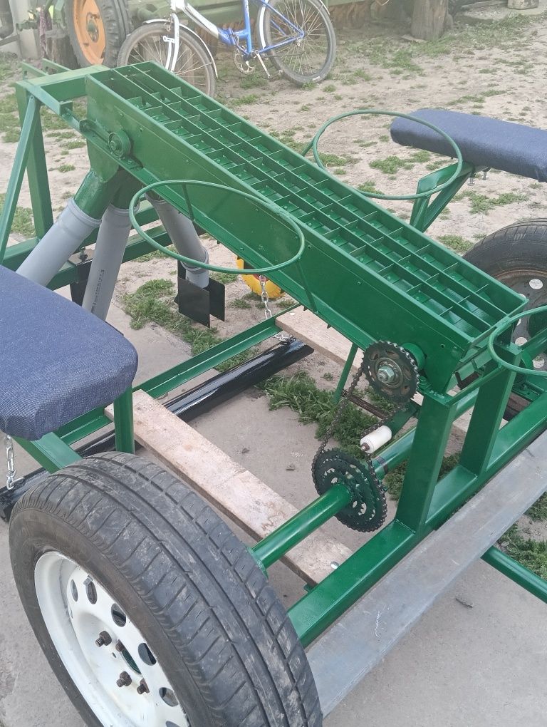 Продам саджалку для часнику і цибулі.