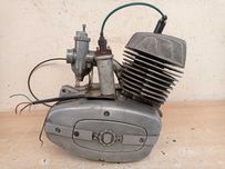 Silnik 175 W2 - Wiatr - NR 33736 - SHL Gazela - WSK M21W2 (czerw)