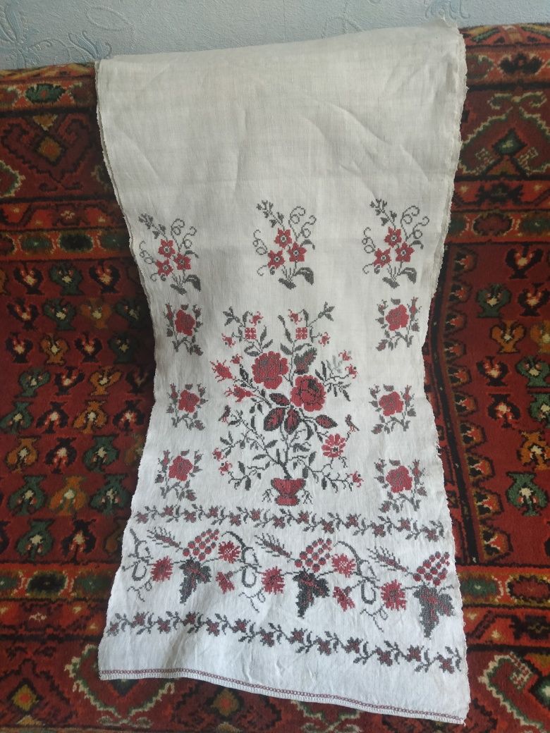 Продам старовинний рушник