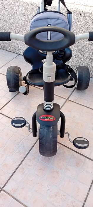 Triciclo para criança