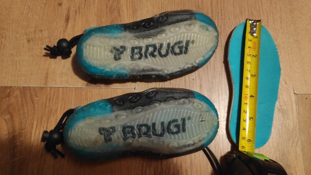 Buty do wody Brugi