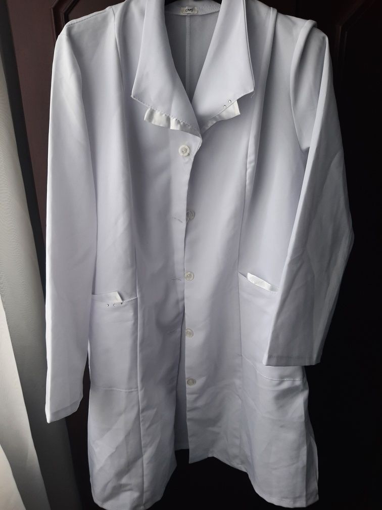 Белый халат медицинский M, рубашка медицинская