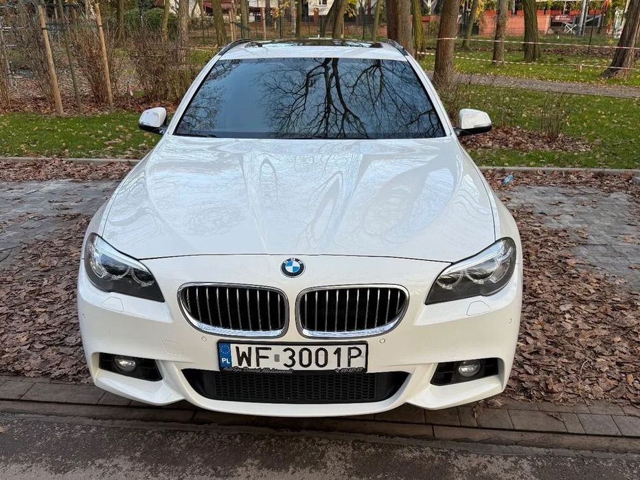 BMW Seria 5 BMW Seria 5 525d Touring Sport-Aut Luxury Line