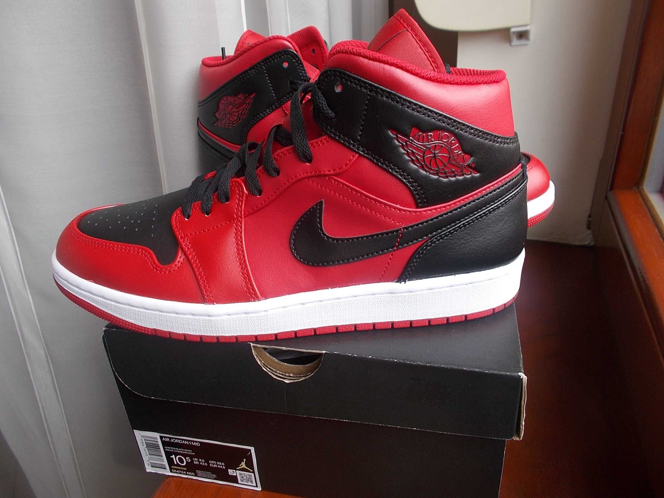 (r. Eur 44,5- 28,5 cm) Nike Jordan 1 Mid Reverse Bred 554724,-660