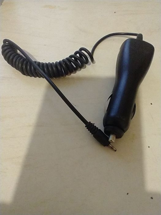 Зарядка автомобільна до телефонів nokia