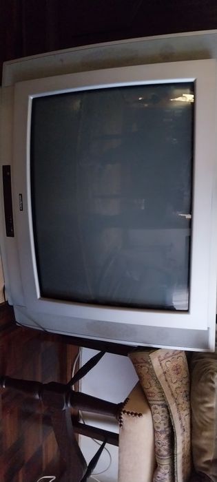 Televisores mitsay e sony