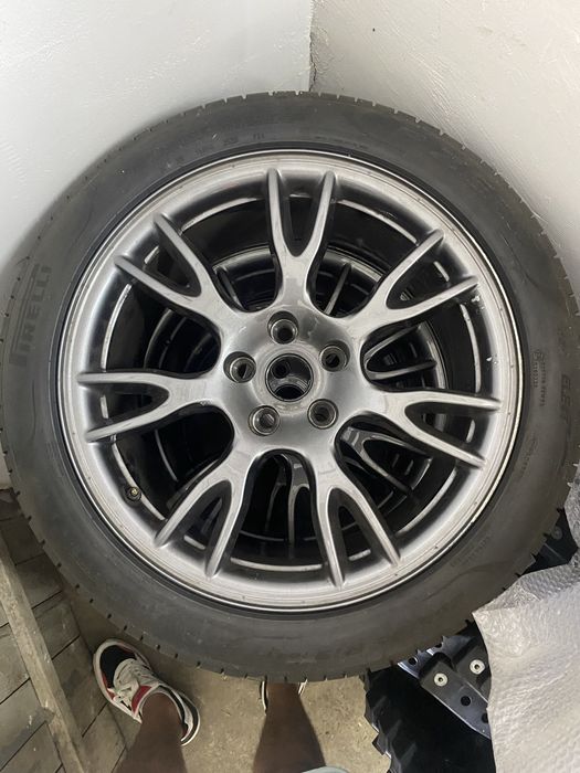 Диски Tesla Model S на шинах Pirelli PZero elect 255/45 R19