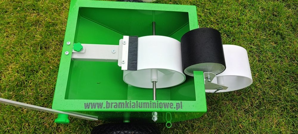 Wózek do malowania znakowania linii boiska CSA PRO 12 cm