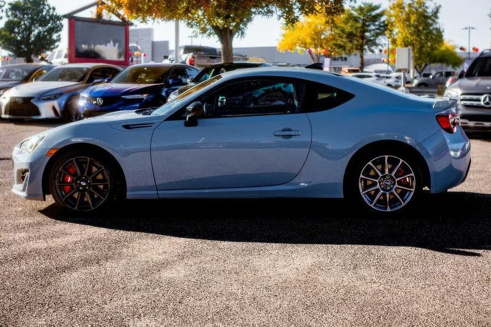 Subaru BRZ      2019