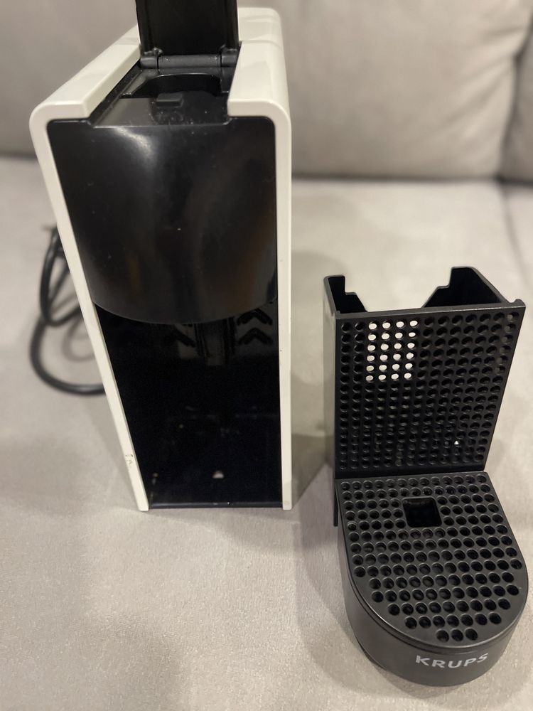 Nespresso avariada  venda de peças