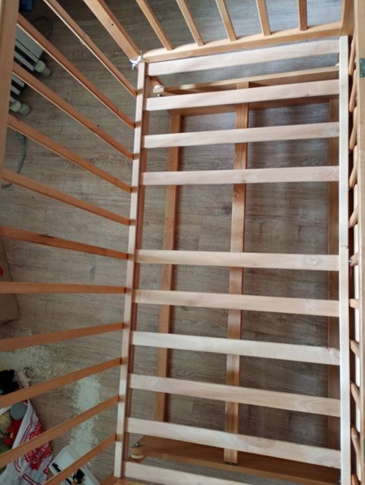 Ліжко з матрацом