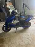 vendo duas aerox uma em bom estado