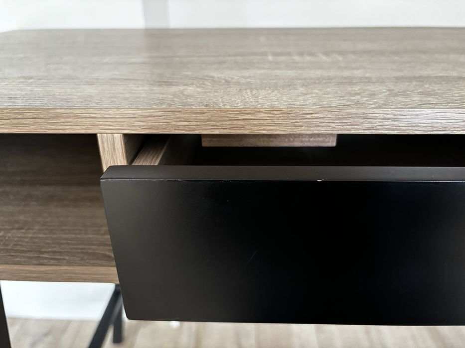 Biurko ABBETVED Jysk Używane