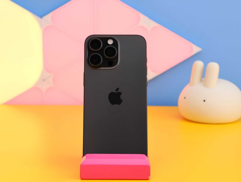 Смартфон Apple iPhone 15 Pro Max 256GB Black (151542) Б/У З ГАРАНТІЄЮ