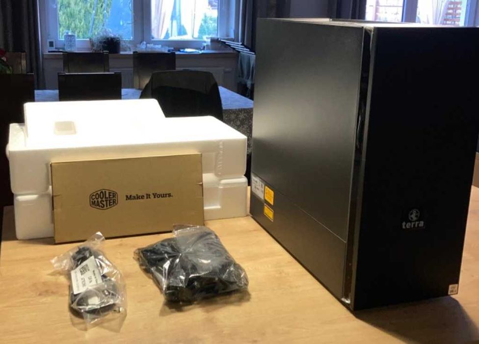 Komputer Terra PC - i3, 8GB DDR4, 256SSD, zasilacz 850W