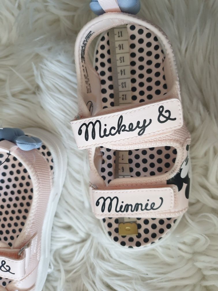 Sandalki minnie hm 28 nowe