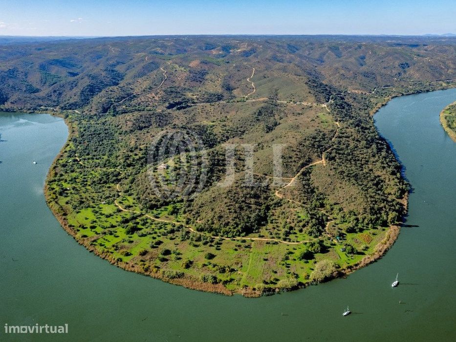 Herdade da Grandaça junto ao Guadiana, Alcoutim, Faro