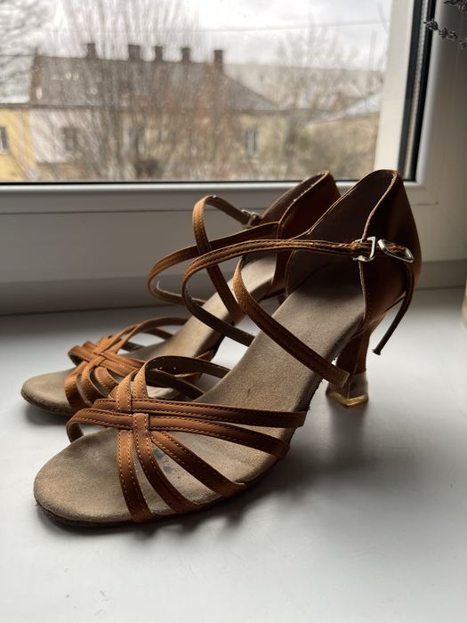 Туфлі для бальних танців, 37 розмір